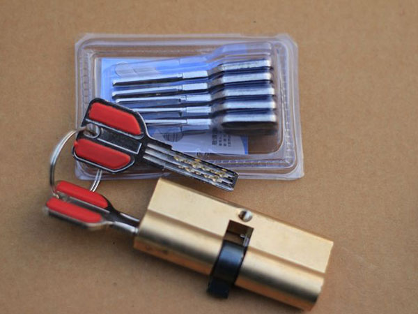 虎丘24小时上门开锁公司